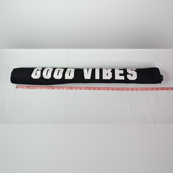 Victoria's Secret Good Vibes Crossbody Shoulder Cooler - Picture 6 of 6